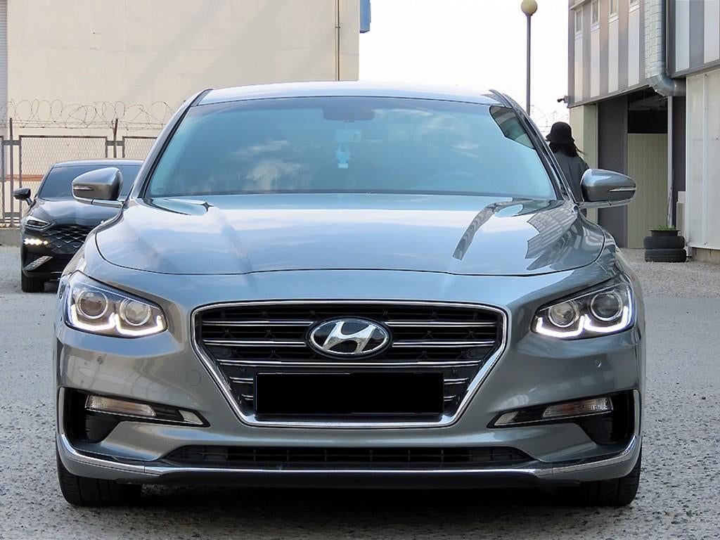 Hyundai Grandeur — photo 01