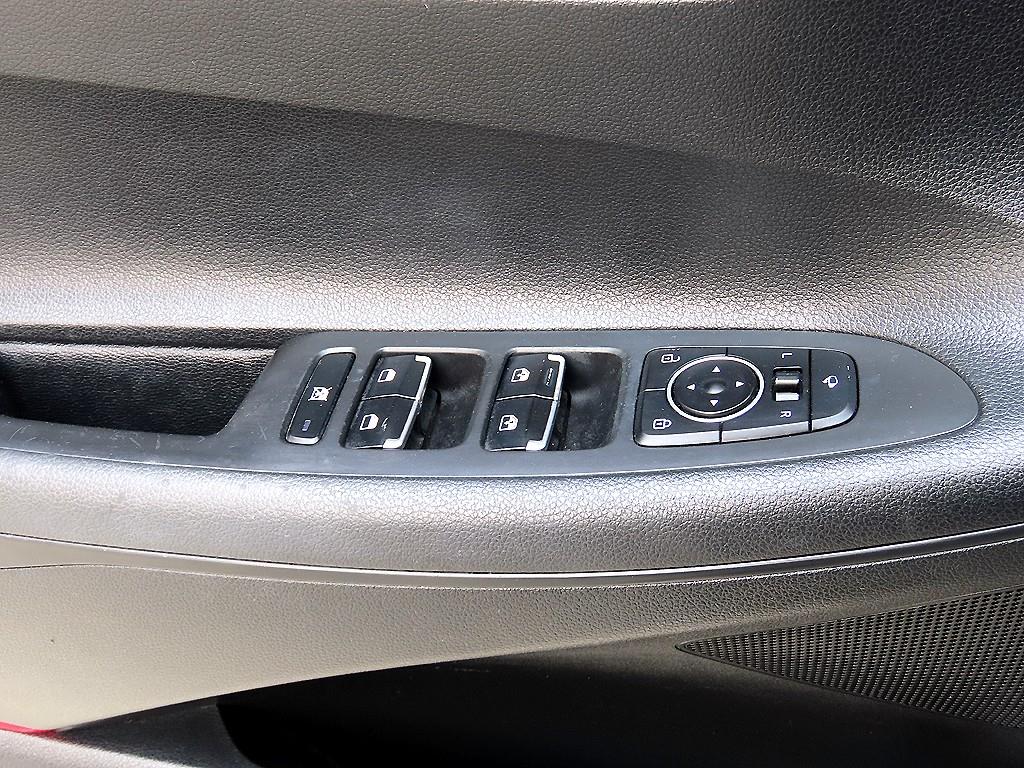 Hyundai Grandeur — photo 11