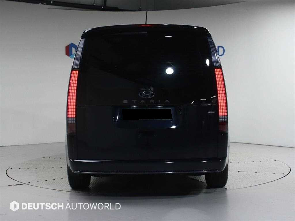 Hyundai Staria — photo 04