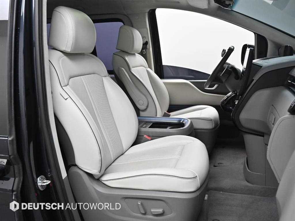 Hyundai Staria — photo 10