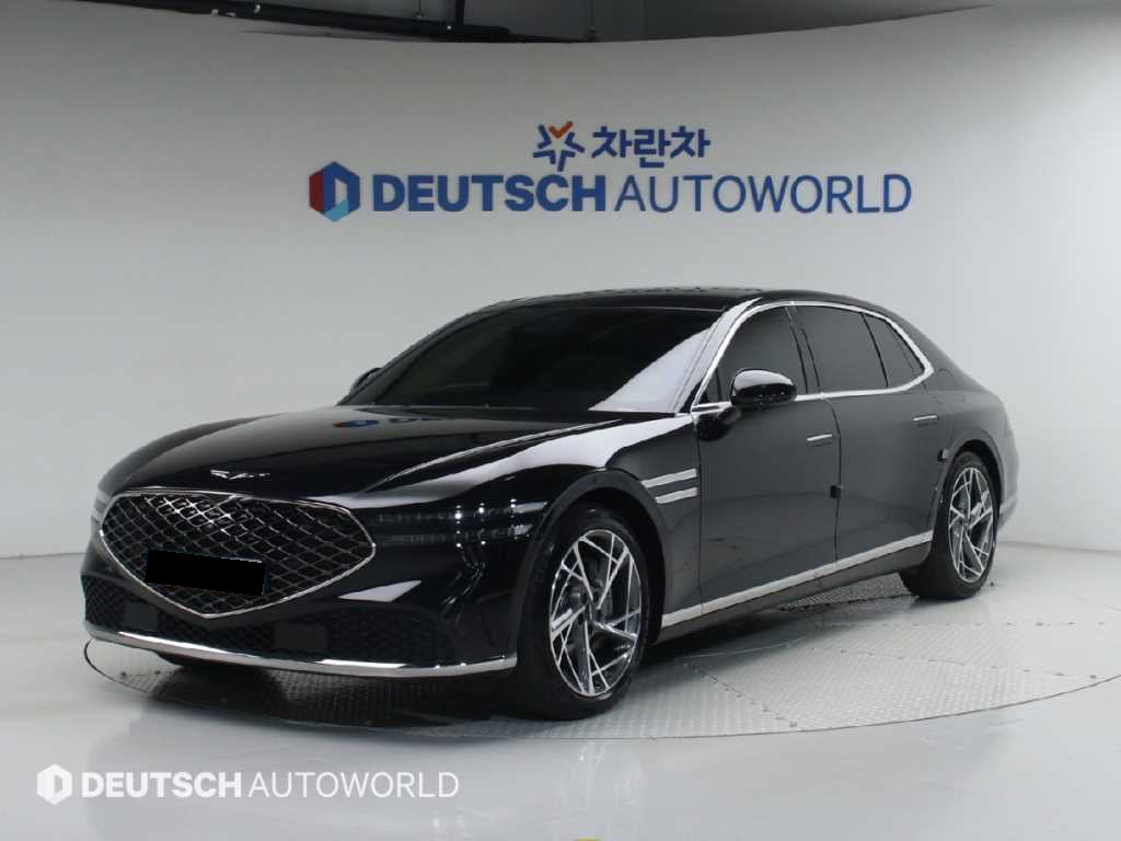 Genesis G90 — photo 01