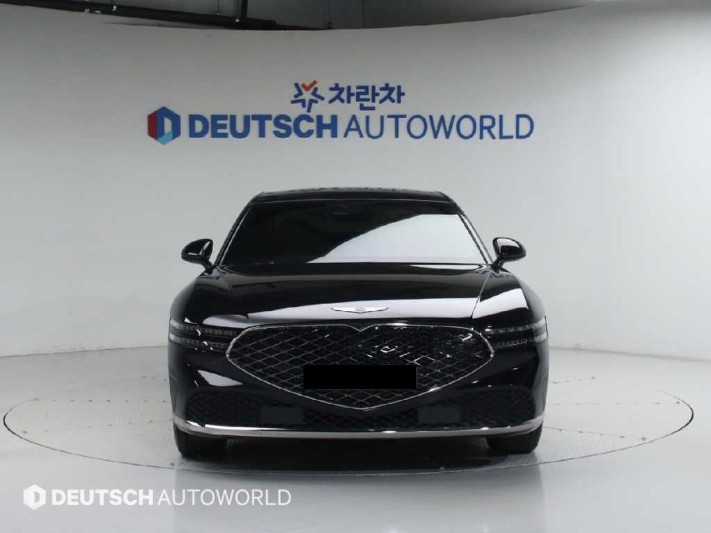 Genesis G90 — photo 03
