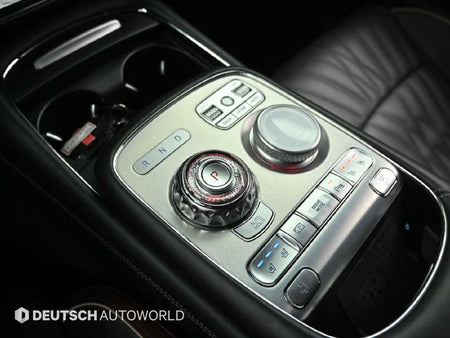 Genesis G90 — photo 09