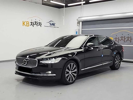 Volvo S90 — photo 01