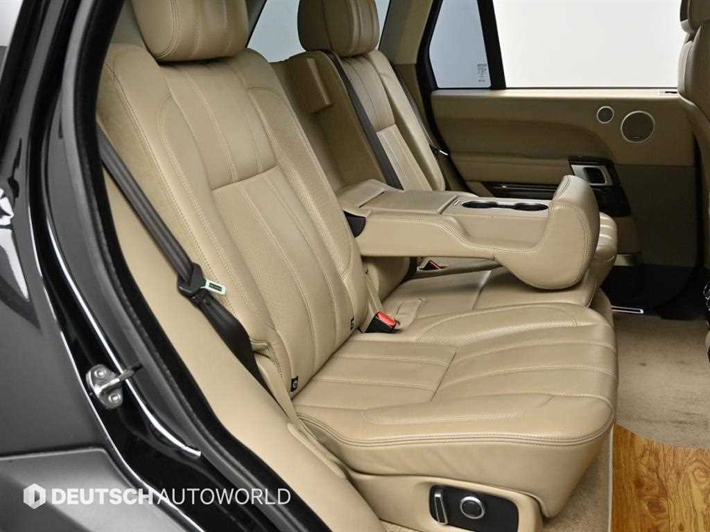 Land Rover Range Rover — photo 12