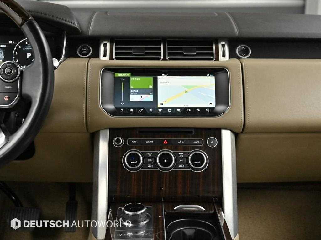 Land Rover Range Rover — photo 14