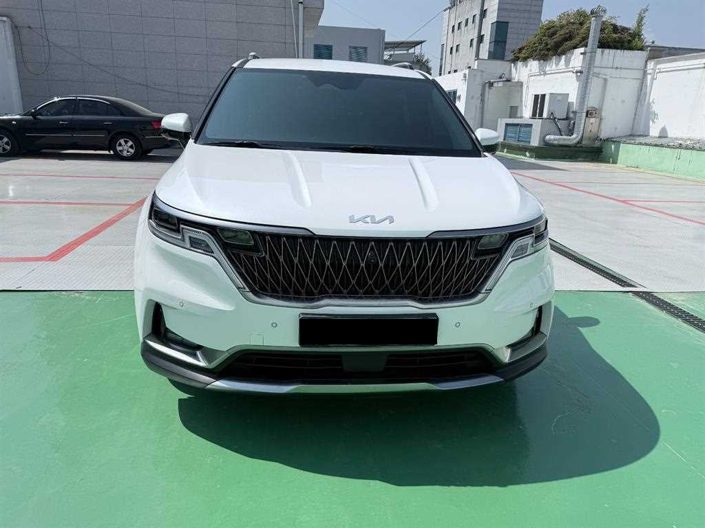 Kia Carnival — photo 01