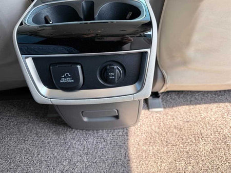 Kia Carnival — photo 07