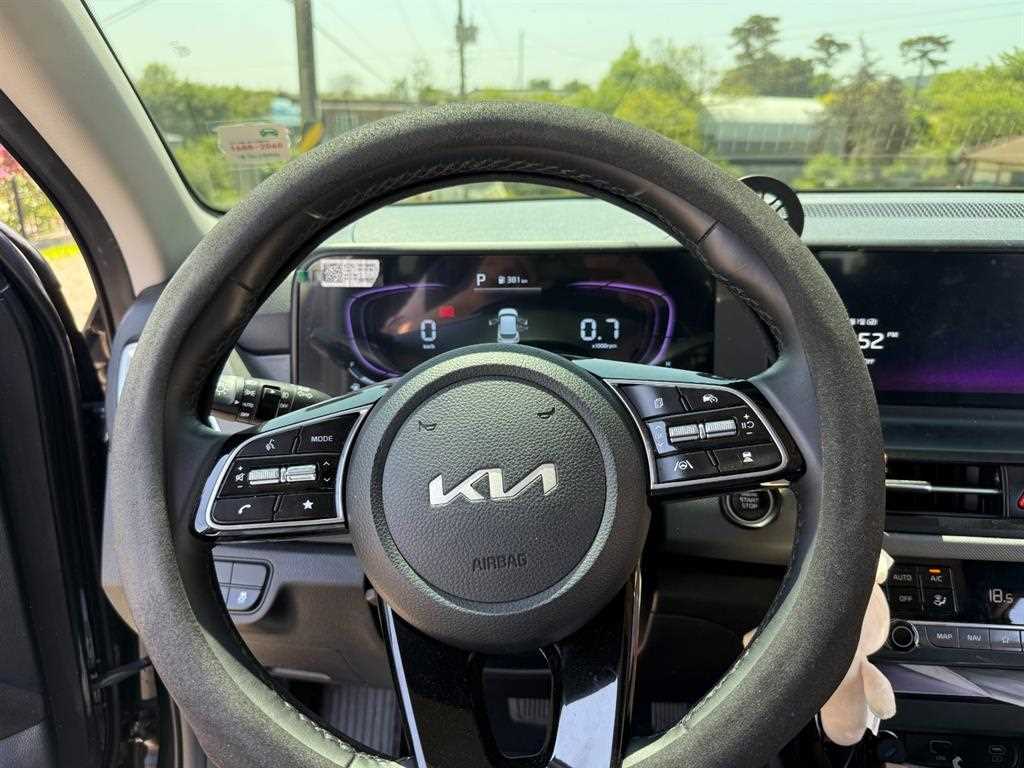 Kia Seltos — photo 08
