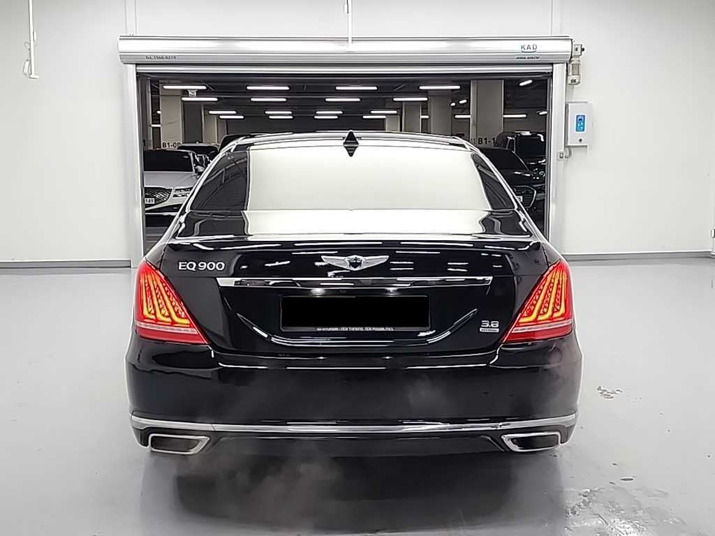 Genesis EQ900 — photo 03