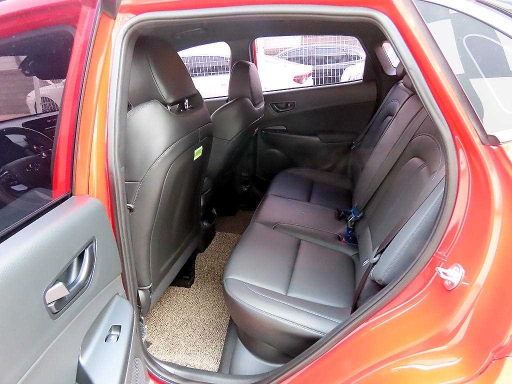Hyundai Kona — photo 06