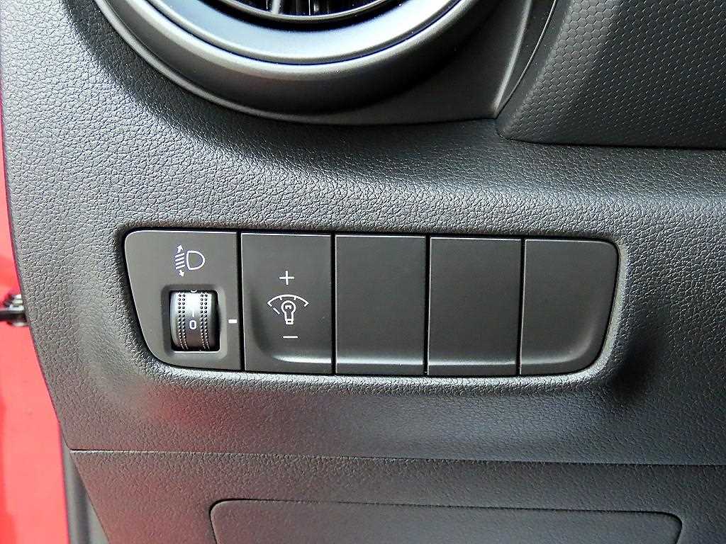 Hyundai Kona — photo 12