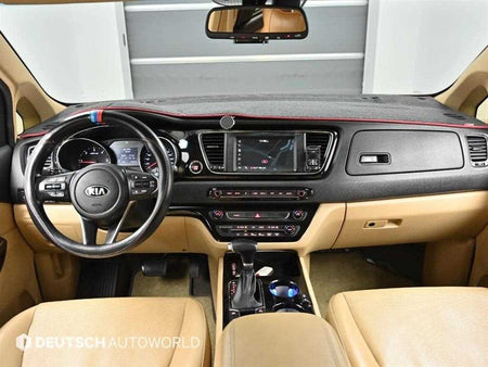 Kia Carnival — photo 07