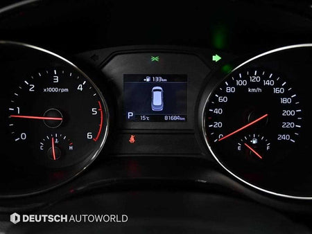 Kia Carnival — photo 08