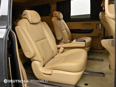 Kia Carnival — photo 12