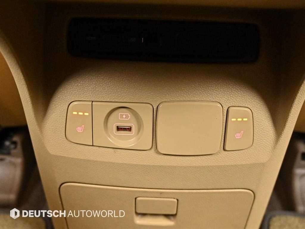 Kia Carnival — photo 16