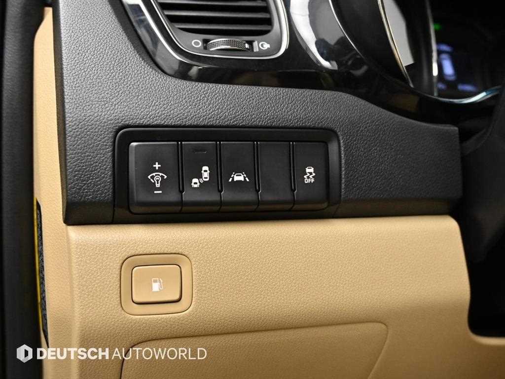 Kia Carnival — photo 17