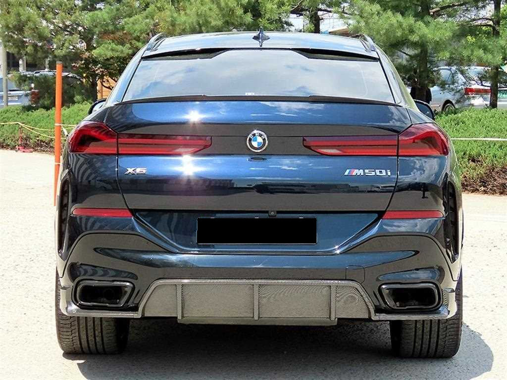 BMW X6 — photo 04