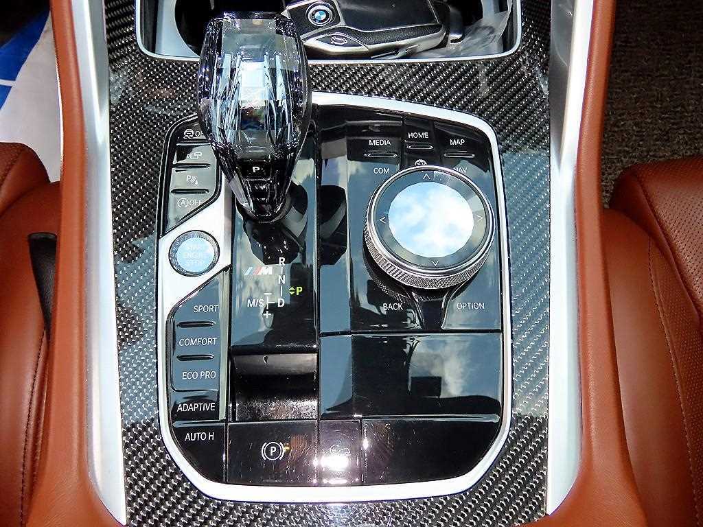 BMW X6 — photo 11
