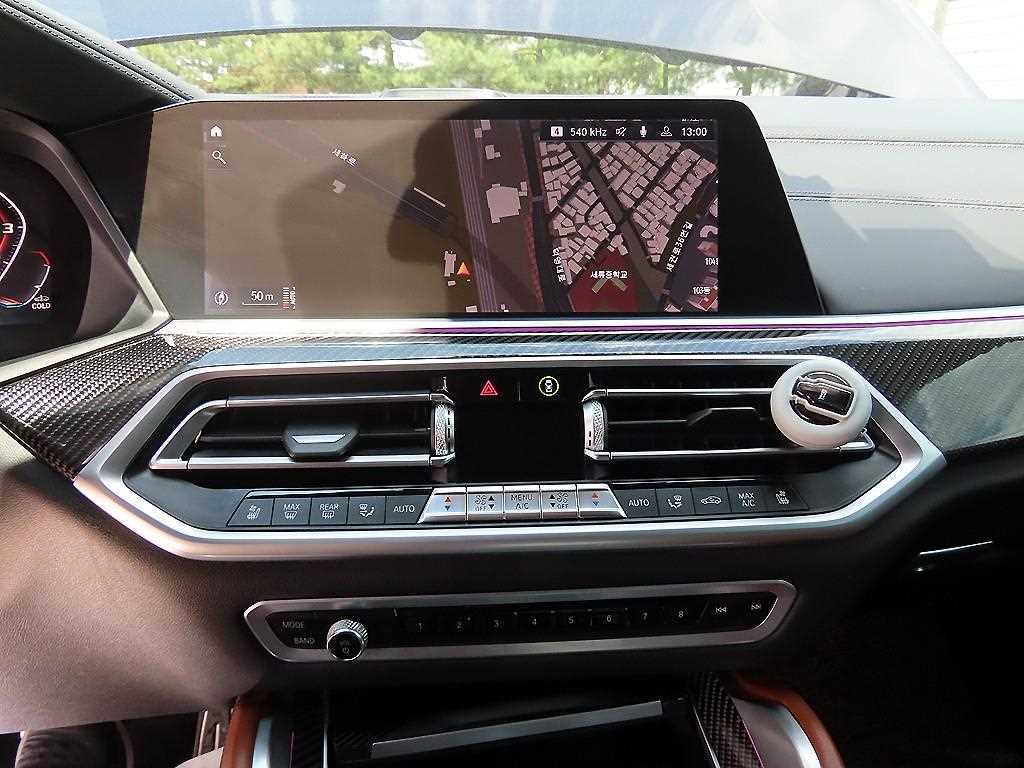 BMW X6 — photo 14