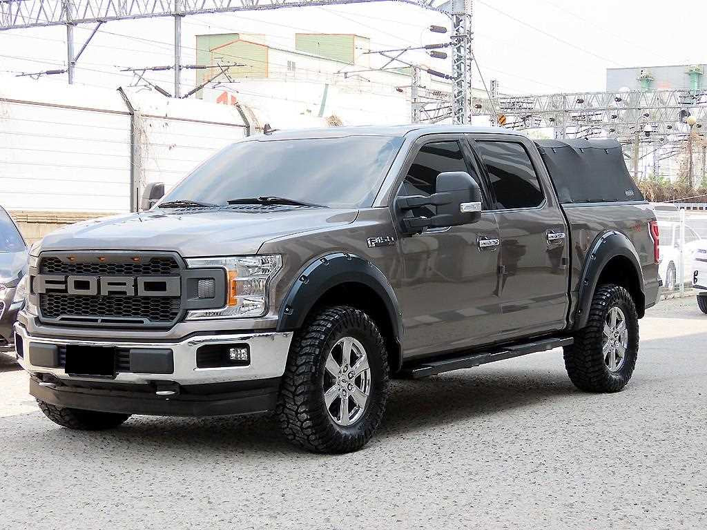 Ford F150 — photo 02