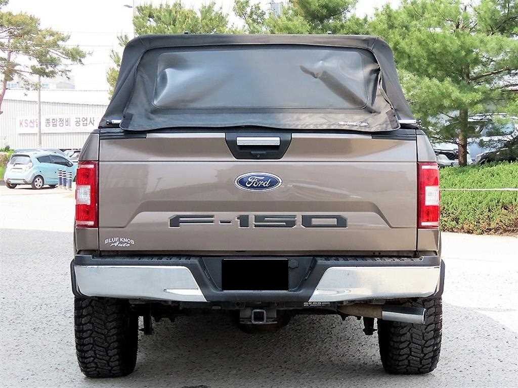 Ford F150 — photo 04