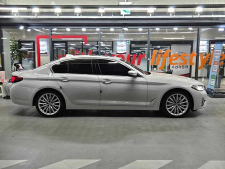BMW 5-Series — photo 03