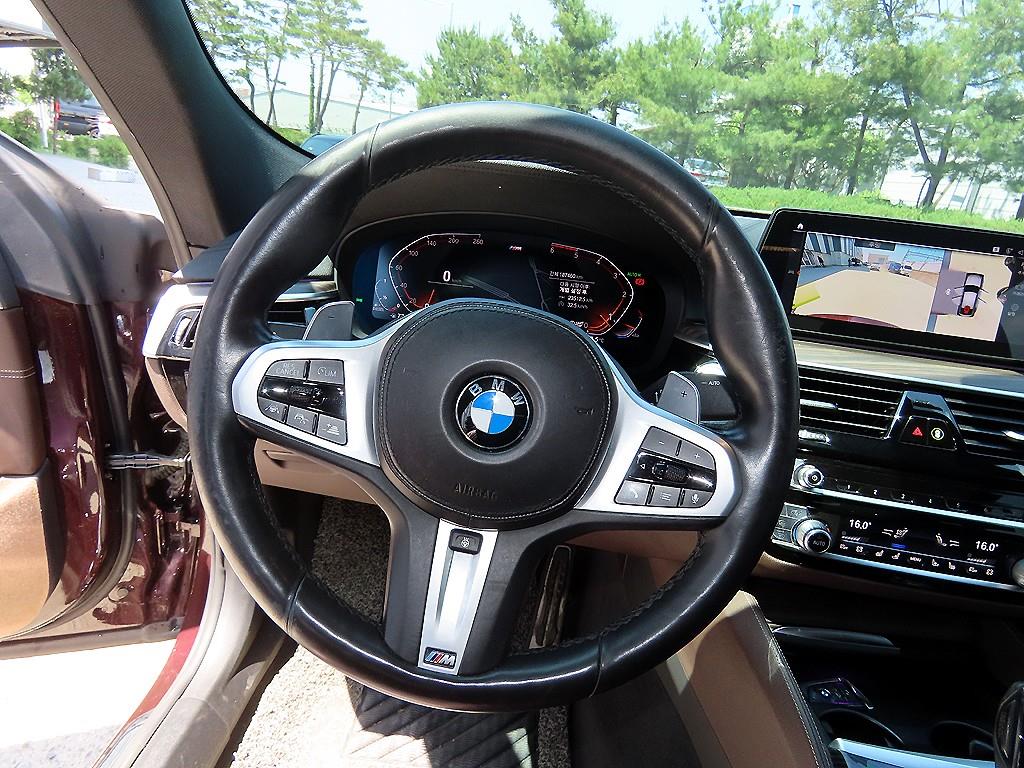 BMW Gran Turismo — photo 08