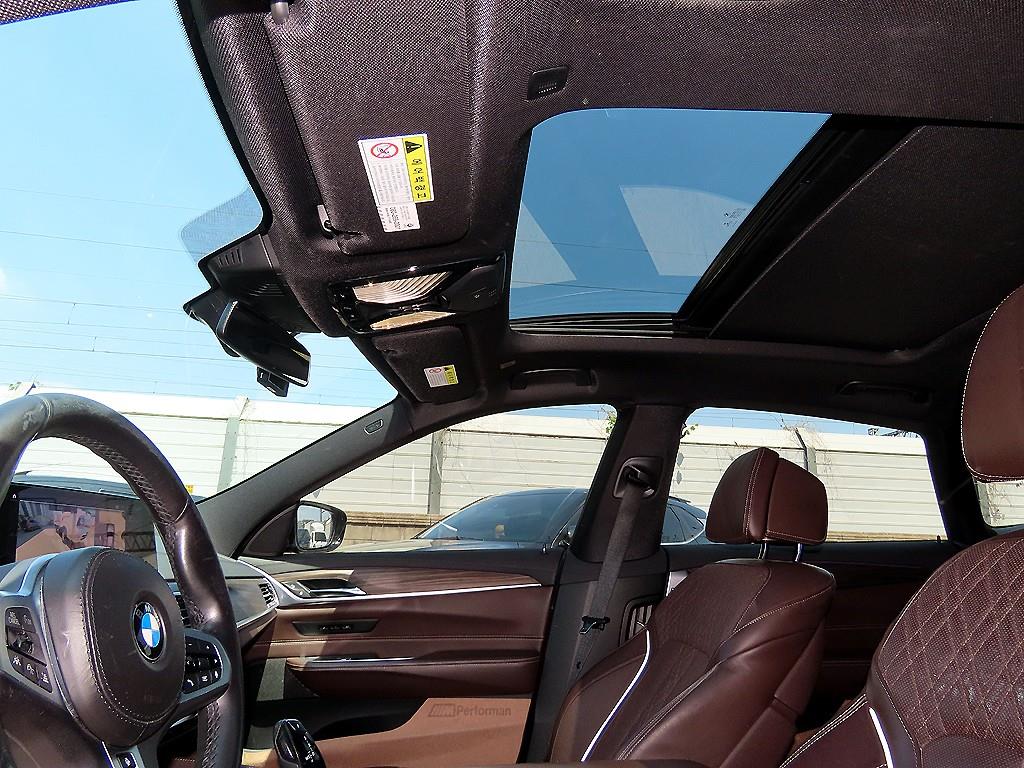 BMW Gran Turismo — photo 16