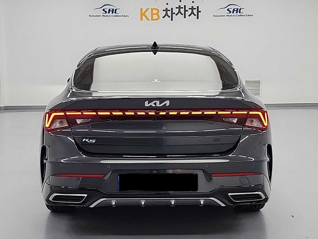 Kia K5 — photo 03
