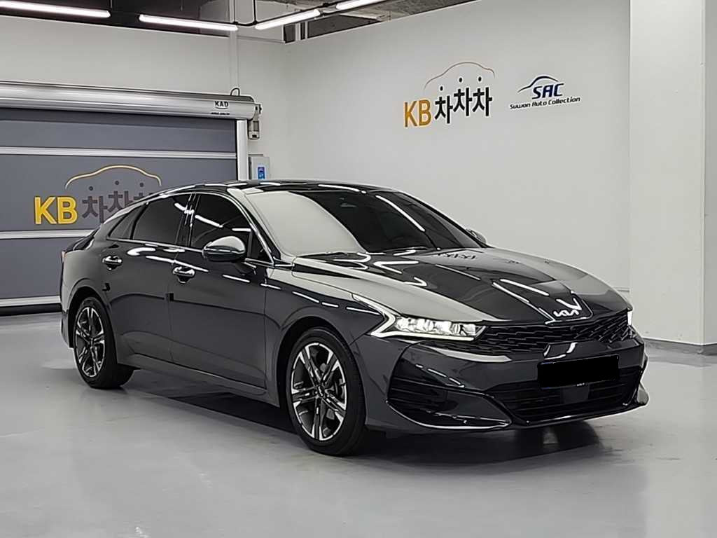 Kia K5 — photo 04