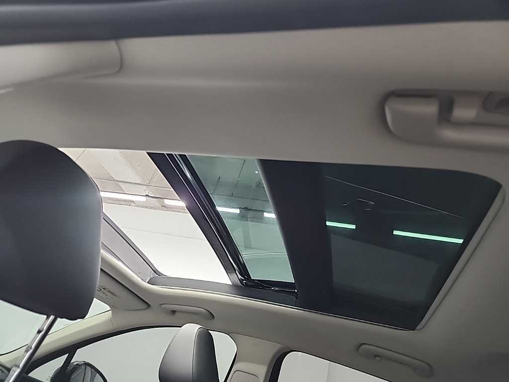 Kia K5 — photo 15