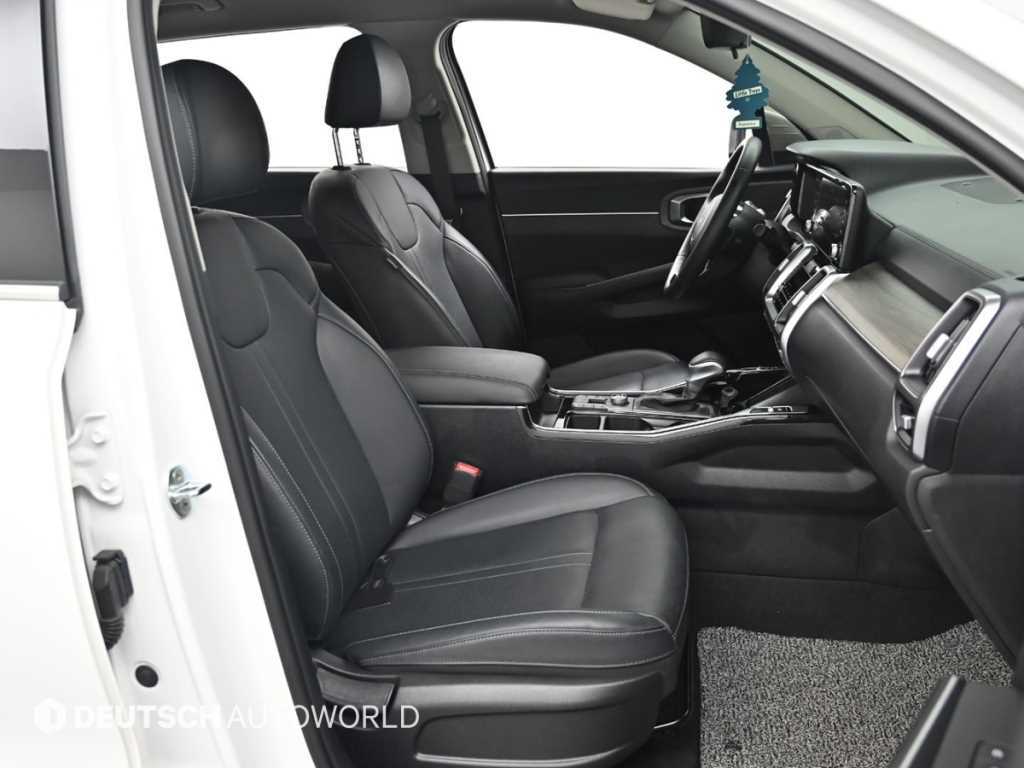 Kia Sorento — photo 10