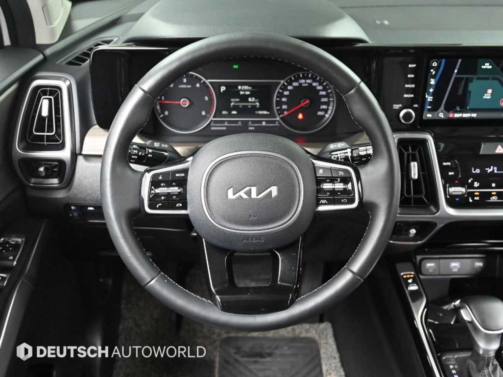 Kia Sorento — photo 13