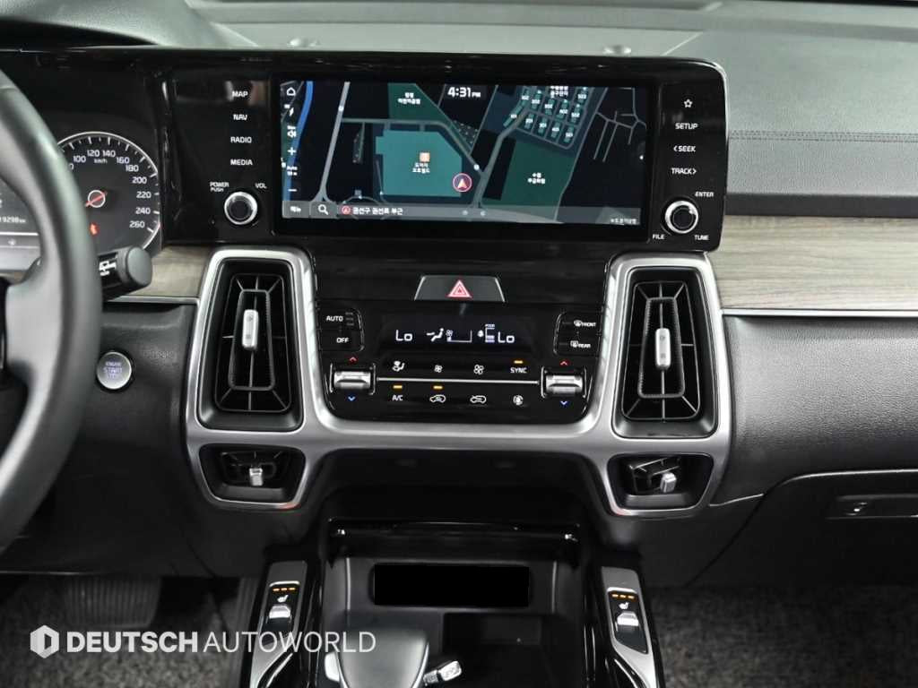 Kia Sorento — photo 14