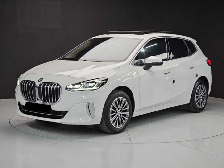 BMW 2-Series — photo 01