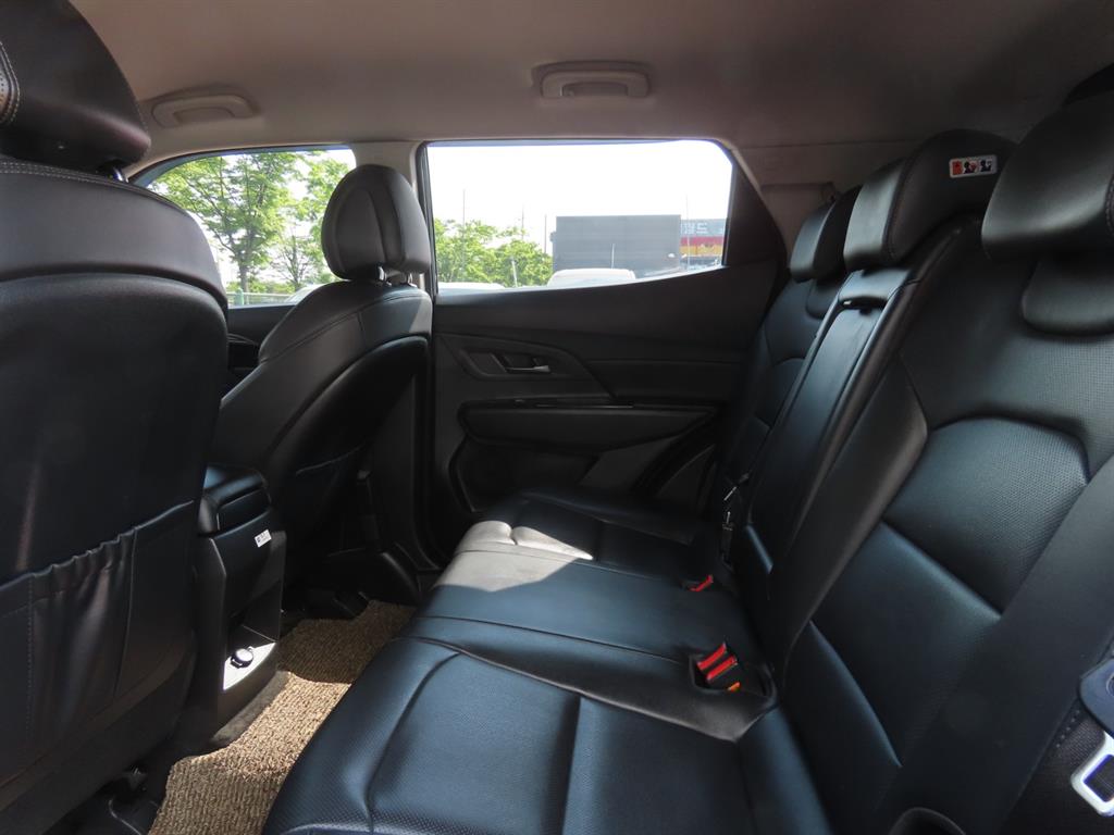 KGM KORANDO — photo 07