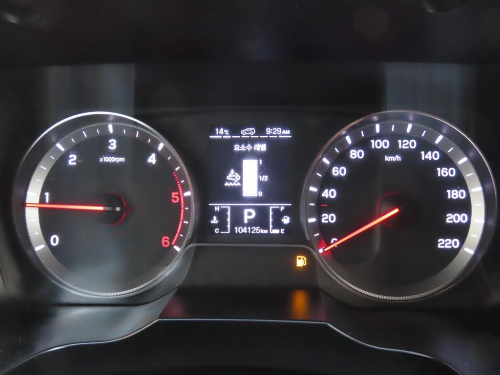 KGM KORANDO — photo 09