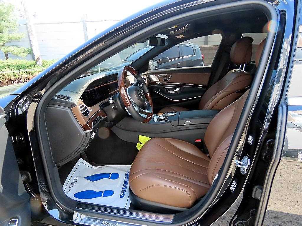 Mercedes-Benz S-Class — photo 05