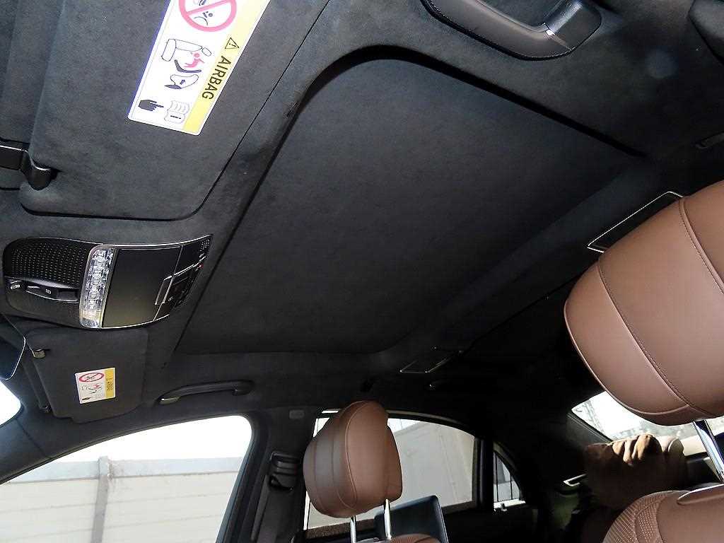 Mercedes-Benz S-Class — photo 15