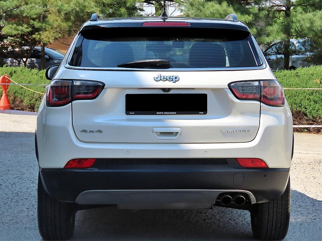 Jeep Compass — photo 04