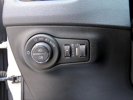 Jeep Compass — photo 11