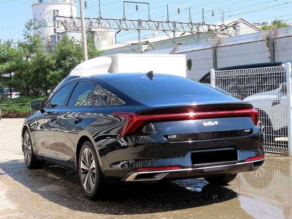 Kia K8 — photo 03
