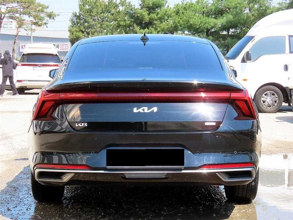 Kia K8 — photo 04