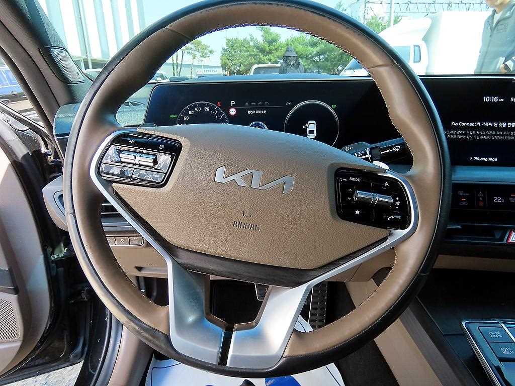 Kia K8 — photo 08