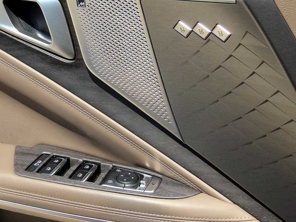 Kia K8 — photo 12