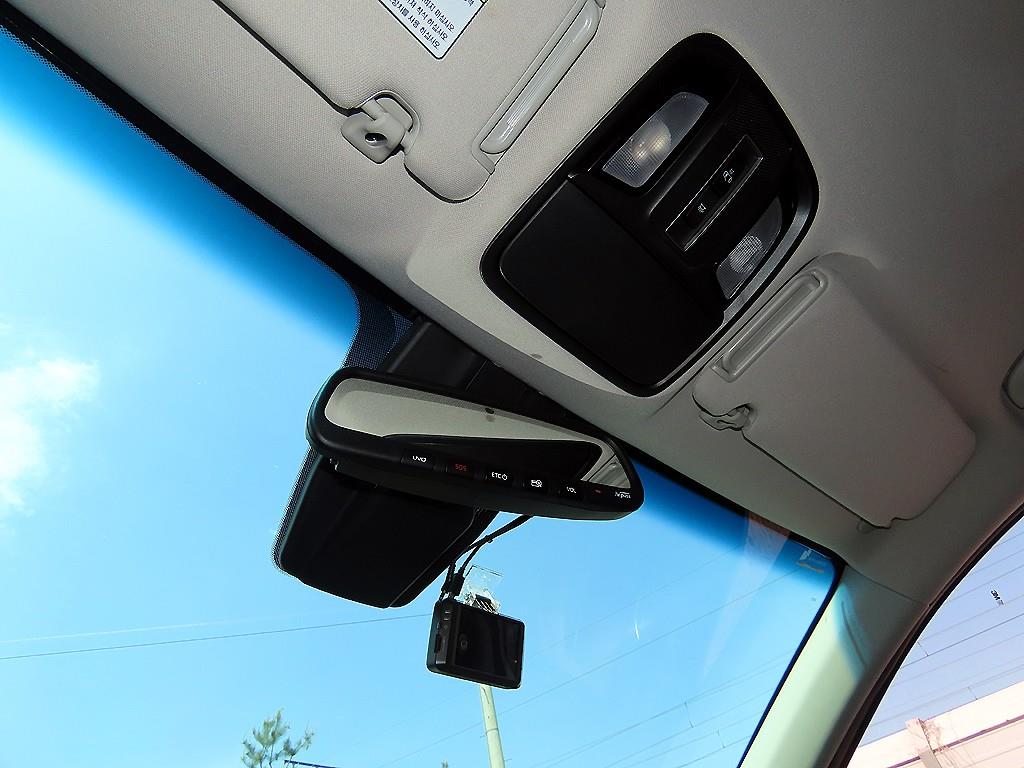 Kia Sorento — photo 15