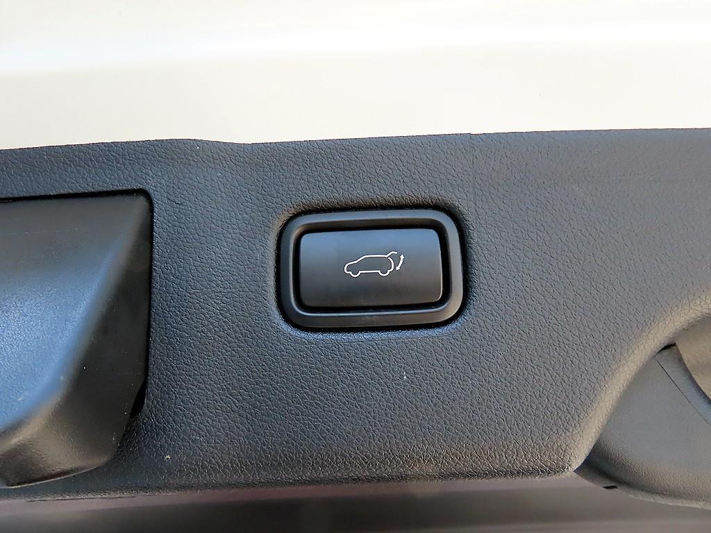 Kia Sorento — photo 16