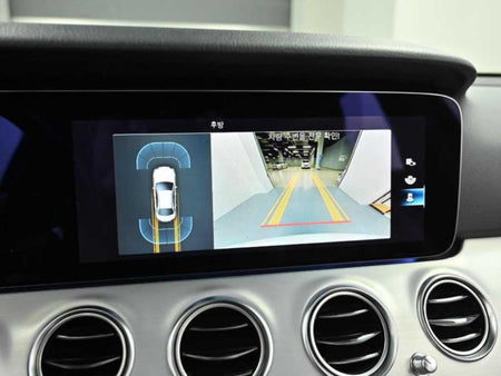 Mercedes-Benz E-Class — photo 15