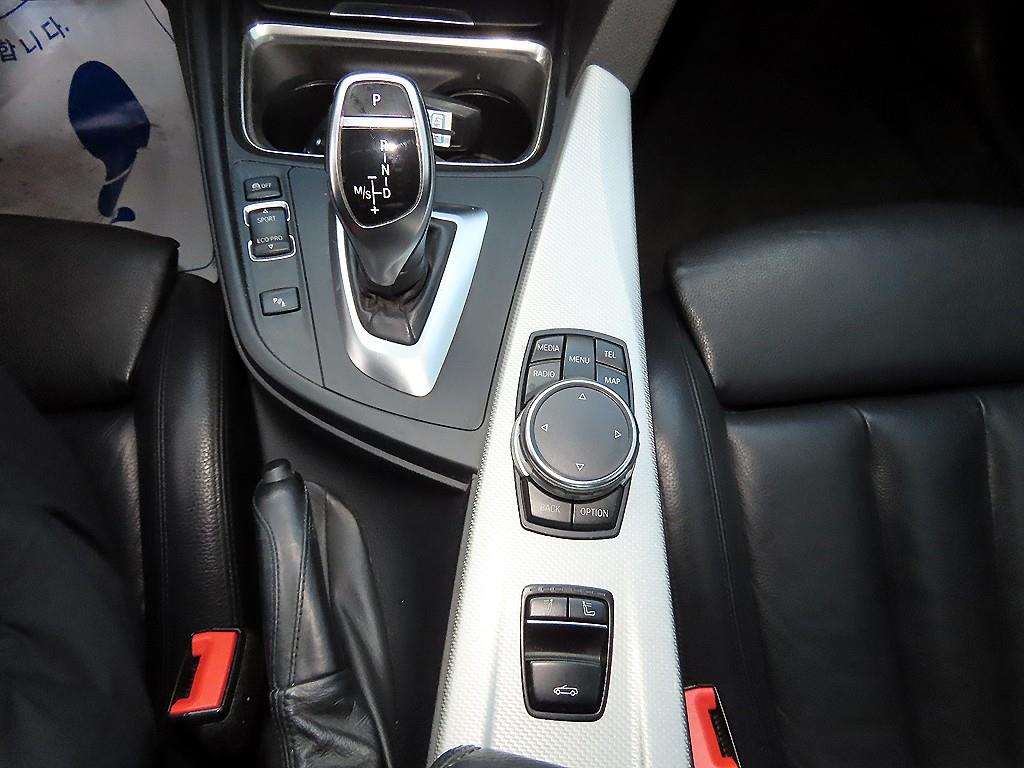 BMW 4-Series — photo 13